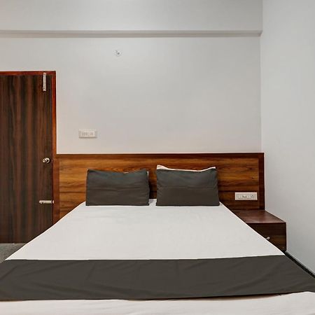 Oyo Hotel Bungalow Inn Lodging & Boarding Bangalore Bagian luar foto